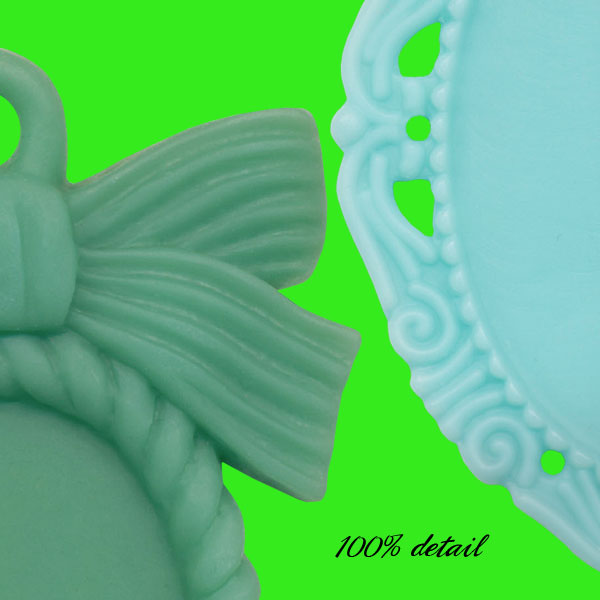 Resin Bits, Volume 07