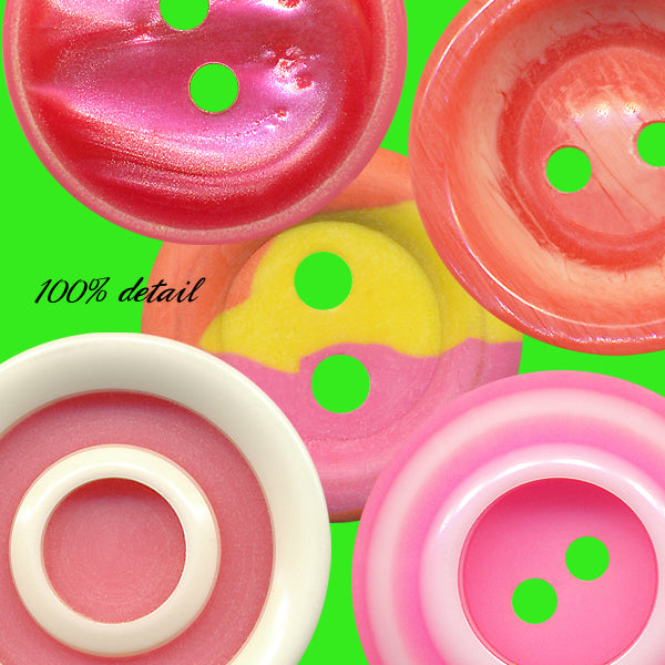 Retro Buttons in Pink, Volume 02